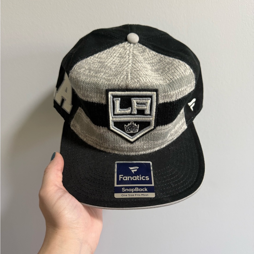 Fanatics  LA Kings SnapBack - Picture 2 of 6